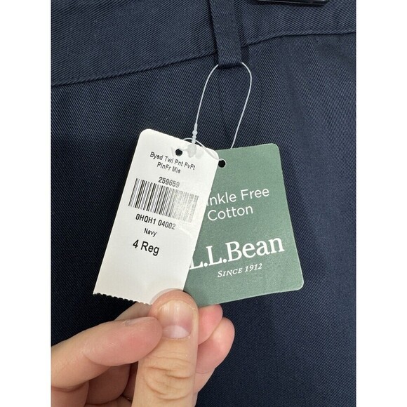 LL Bean Bayside Favorite Fit Pants Womens 4 Navy Blue Wrinkle Resistant NEW - Picture 2 of 12